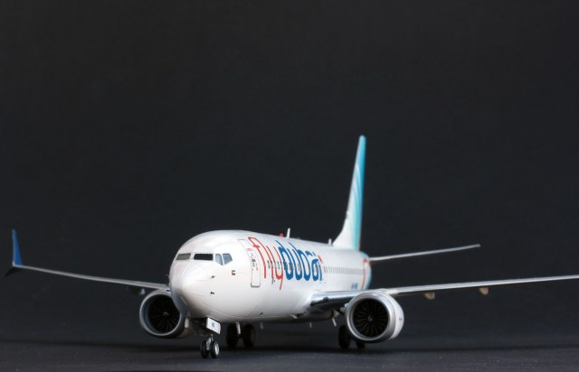 Boeing 737 max8 FluDubay A6-FME