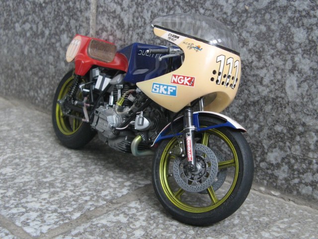 DUCATI 900 NCR (1/12)