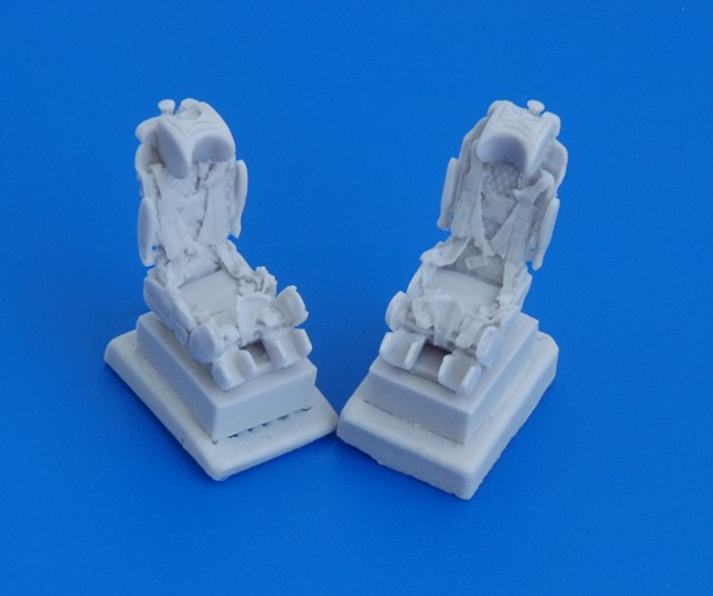 Кресло катапультное КМ-1   1/72