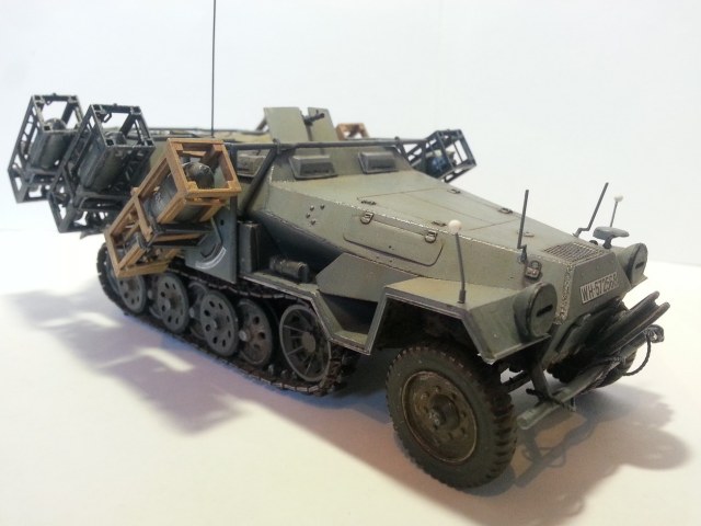 Sd.Kfz. 251 Ausf. B  " Stuka Zu Fuss "