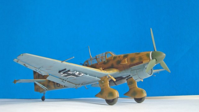 Ju-87B