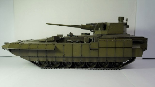 ТБМП Т-15 "Армата" с 57-мм пушкой