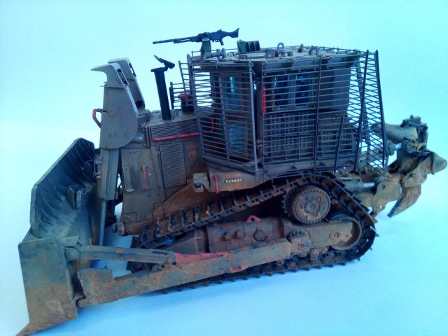 Армейский бульдозер D9R