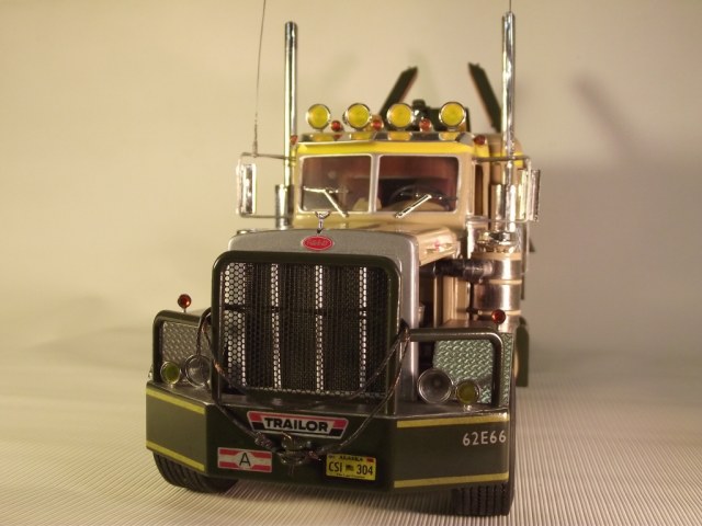 Peterbilt 353 Alaskan Hauler (single copy)