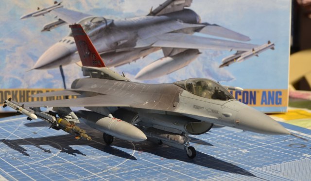 F-16C - злой и страшный серый волк