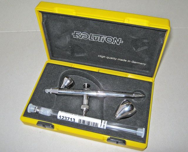 Аэрограф H&S Evolution Silverline