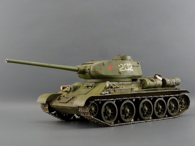 Т-34-85мм обр 1944 года