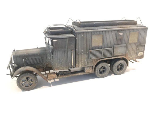 Henschel 33 D1 Kfz.72 Radio Communication Truck