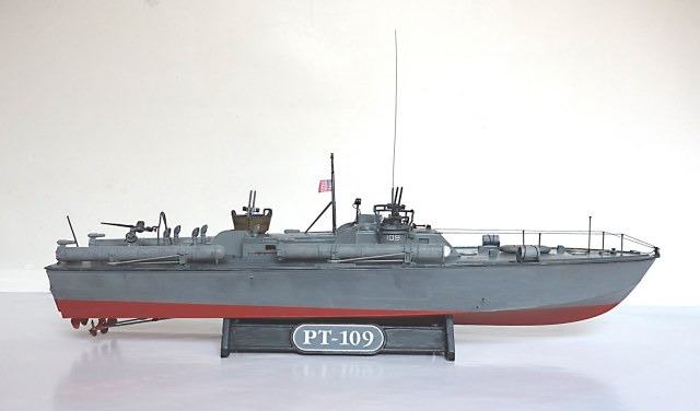Торпедный катер РТ-109 ВМФ США 1942г. 1:72