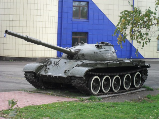 Т-62 выставвленный в г.  Мариинске