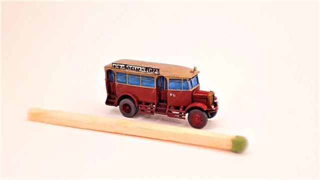 Автобус на шасси Я-3