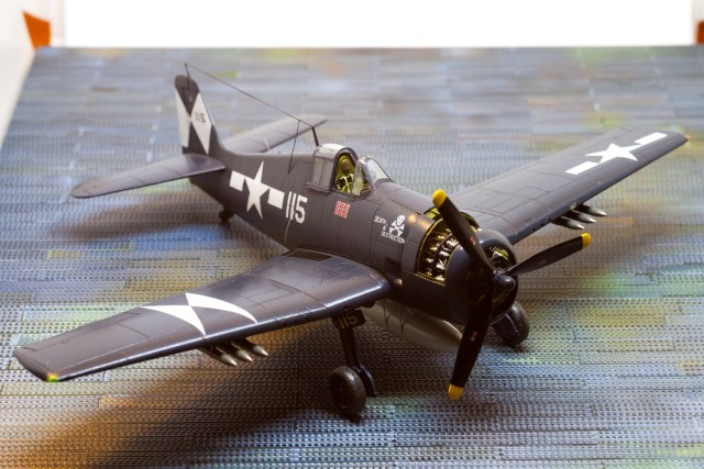 F6F-5 Hellcat