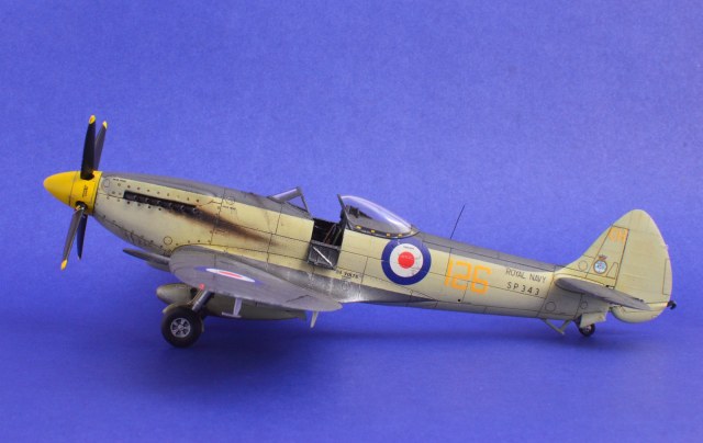 Supermarine Seafire Mk.XVII 1/48