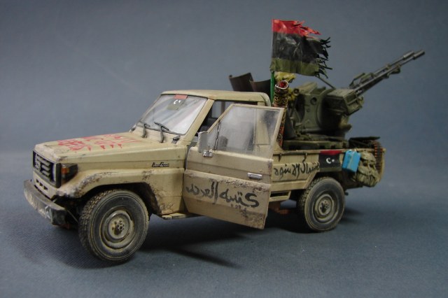 Toyota Land Cruiser Pick Up, Ливия 2011