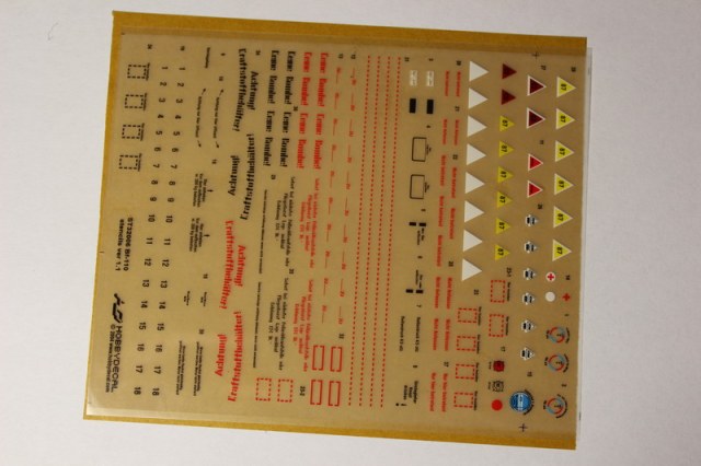 Сухая декаль Bf - 110 HOBBYDECAL 1\32