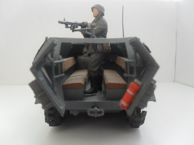 Немецкий бронетранспортер "Ханомаг" SD.KFZ. 251/1 AUSF.B