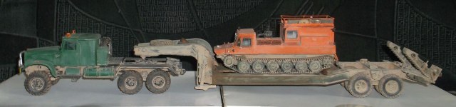 КрАЗ-255 тягач с МТ-ЛБ на прицепе