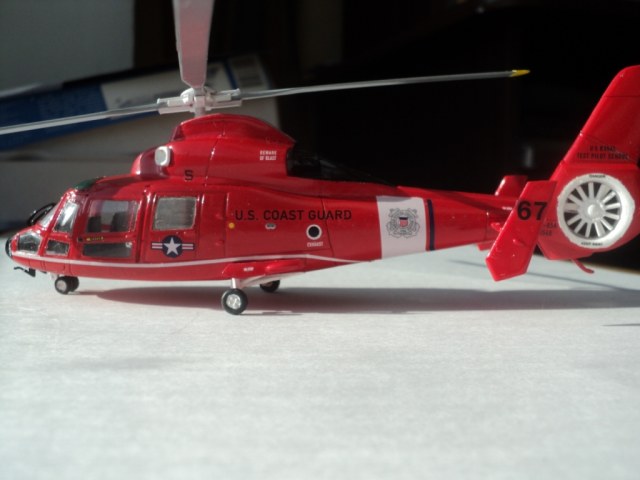 Eurocopter SA365 Dauphin 2