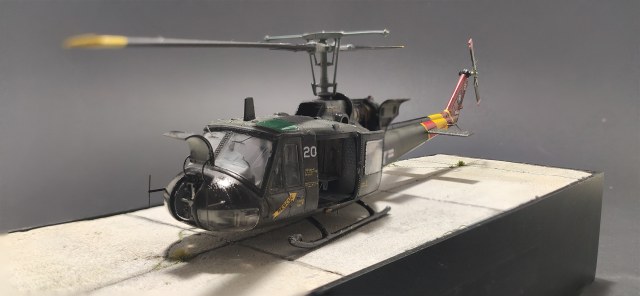 Bell UH-1b "Huey"