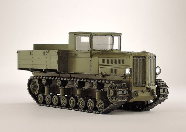 Коминтерн 1:72