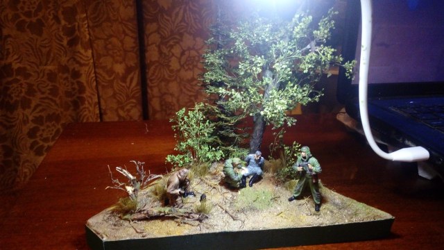 А ну говори куда водку запрятал.)))