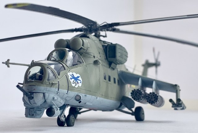 Ми-24В борт "05 желтый" 1:72 Звезда