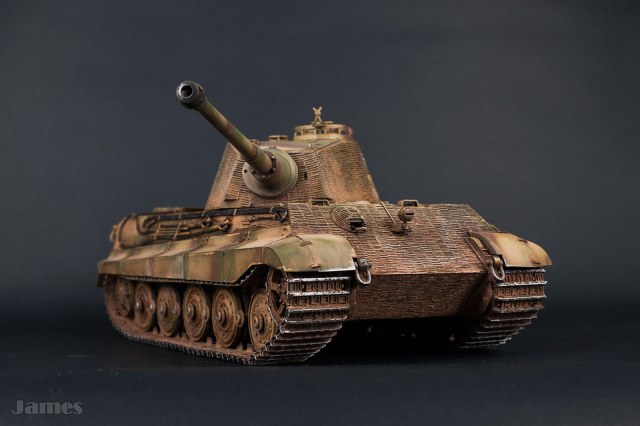 Sd.Kfz.182 Kingtiger Henschel Turret w/Zimmerit