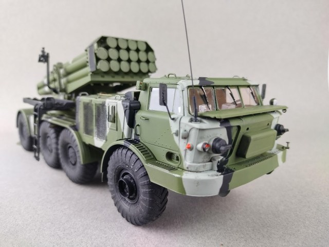 РСЗО 9К57 "УРАГАН"