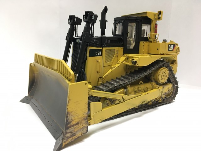 Caterpillar D9R
