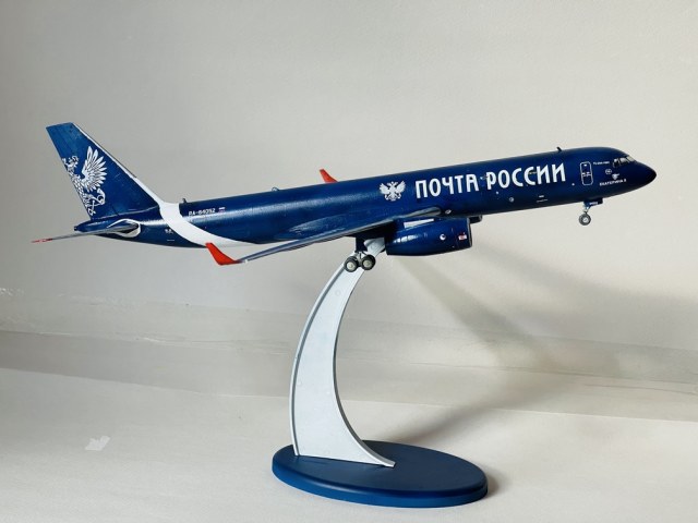 ТУ-204-100, КБ Туполева, "Почтолёт", 1/144