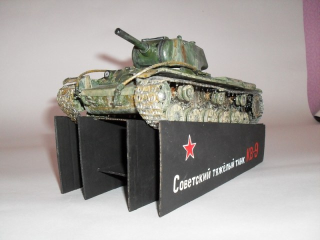 КВ-9 (на подставке)