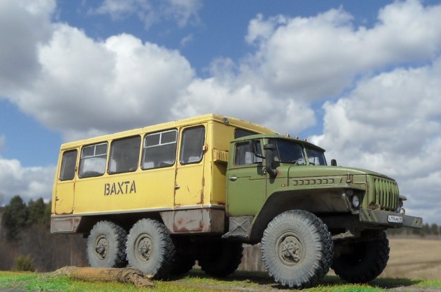 Вахтовый автобус НЕФАЗ-42112 (4320)