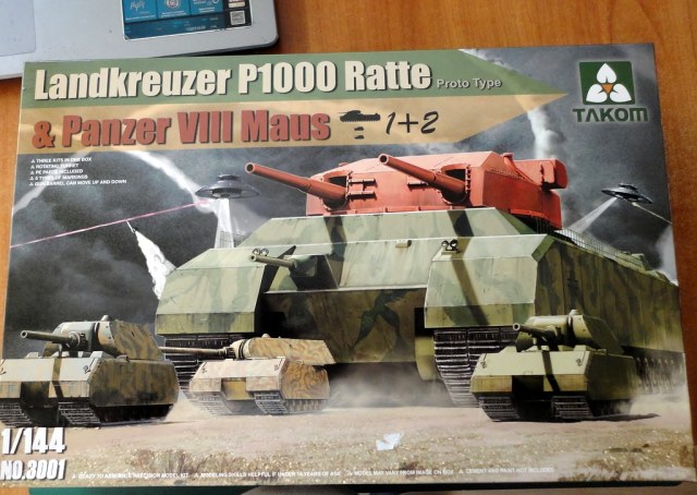 Landkreuzer P1000 Ratte & Panzer VIII Maus
