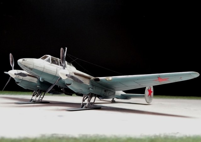 Петляков Пе 2