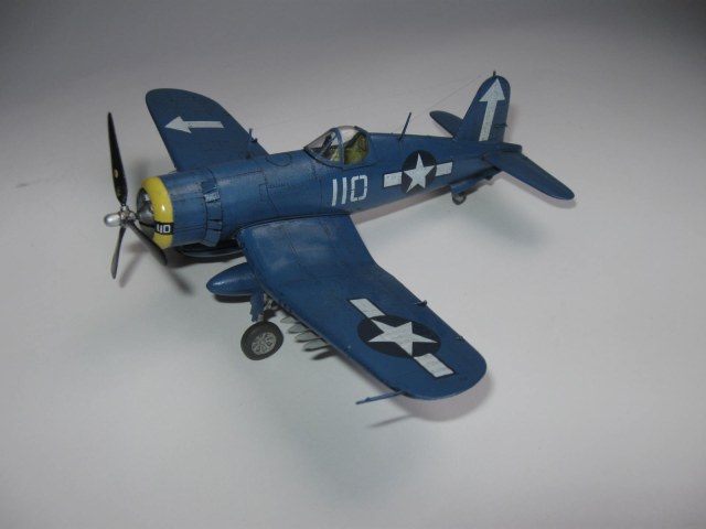 F4U-1 "Corsair"