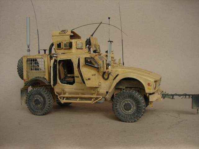 M-ATV Oshkosh (MRAP) 1:35