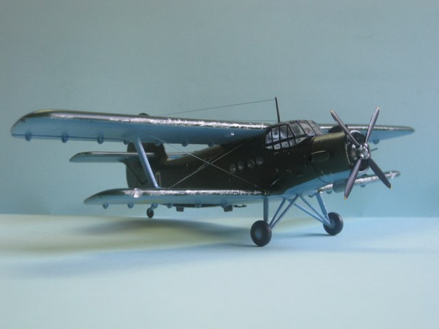 Ан-2 украинский труженик.....