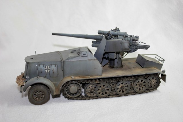 German 8.8cm Flak18 Selbstfahrlafette