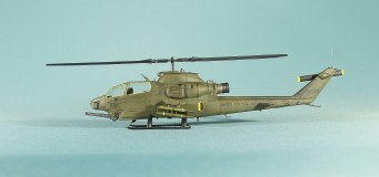 АН-1F Huey Cobra