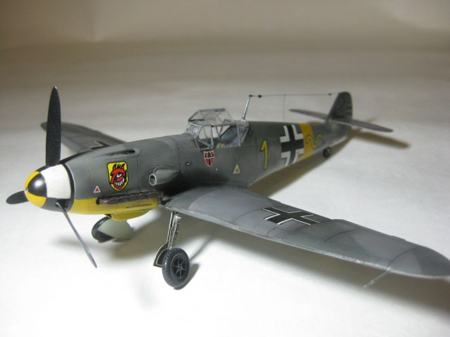 Bf-109 F2