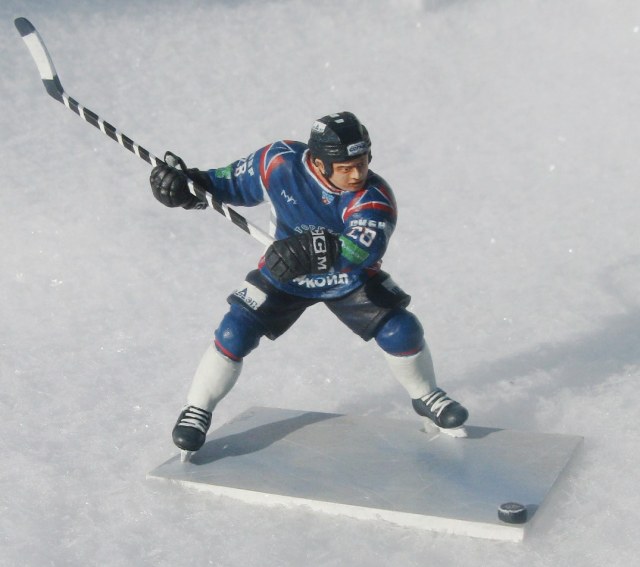 Хоккеист № 2