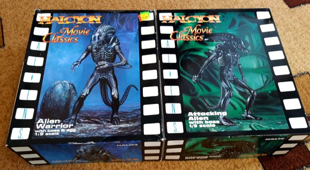 Alien Warrior и Attacking Alien