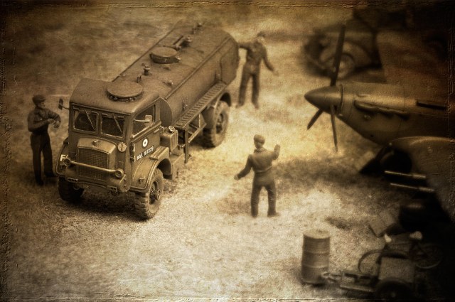 Bedford  QL 1/72