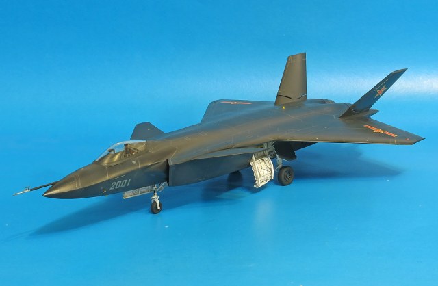 Китайский истребитель J-20 Mighty Dragon