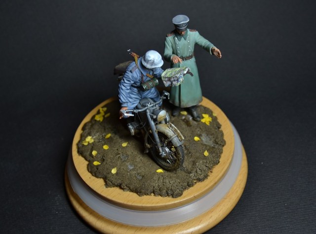 Осень, грязь, сыро и холодно БМВ 12