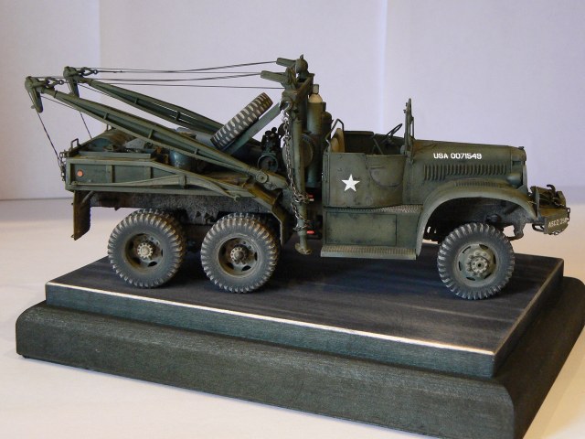 Diamond T 969A Wrecker