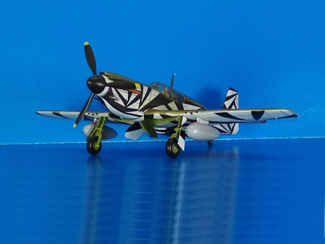 North American P-51 Mustang I      1/72     Italeri
