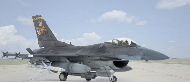 General Dynamics F-16 Fighting Falcon