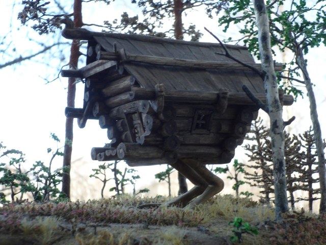 Избушка на курьих ножках.