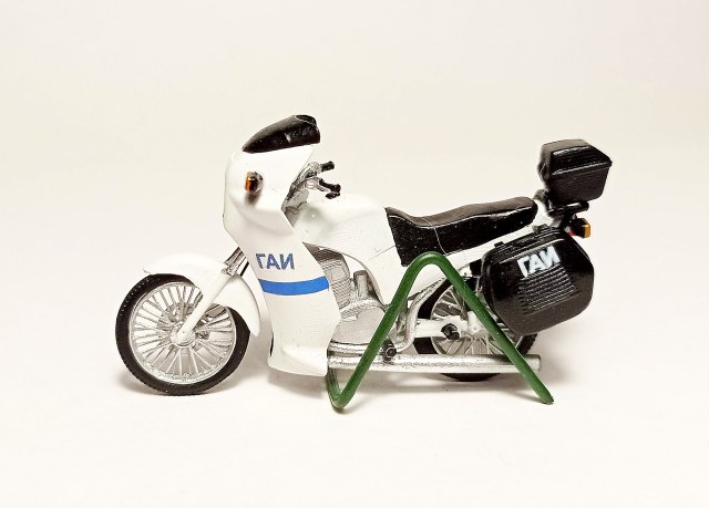 Мотоцикл Ява 640 1/43